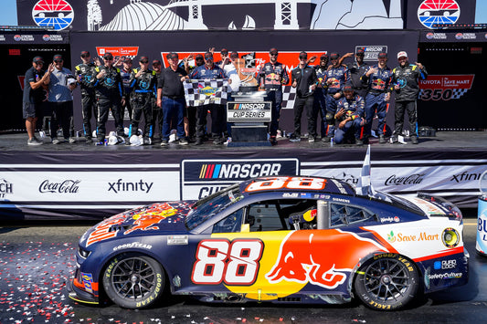 Shane van Gisbergen, Trackhouse Racing Announce Multiyear Contract Extension